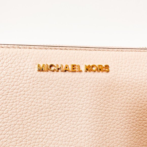 Michael Kors Jet Set Travel LG Three Quarter Zip Wallet Pebbled Leather Ballet - Picture 6 of 11